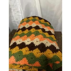 Vtg '70s Handmade Crochet Throw Blanket Afghan Neutral Colors BOHO Grannychic